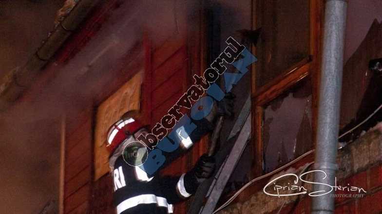 Incendiu noaptea1