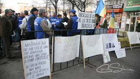 Protest militari3