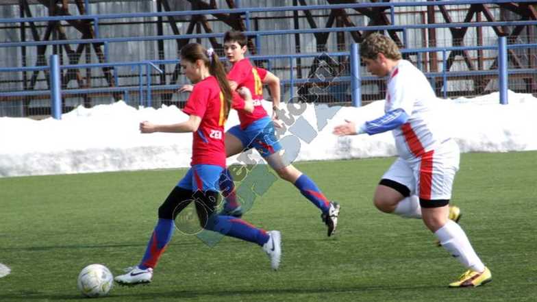 fotbal feminin