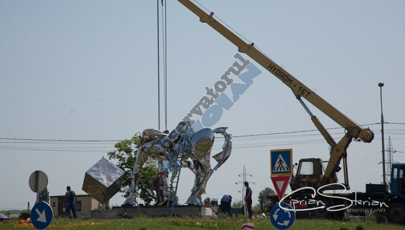 statuie rond